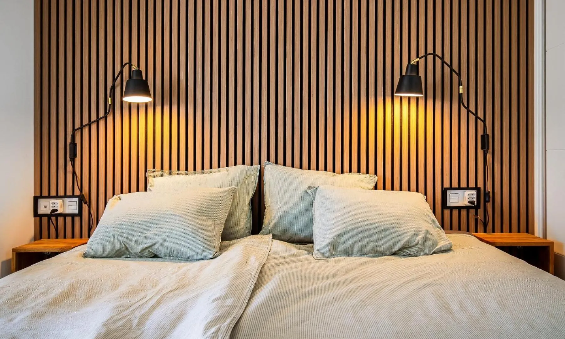 アパート Nerja Apartamento Con Piscina Y Garaje スペイン